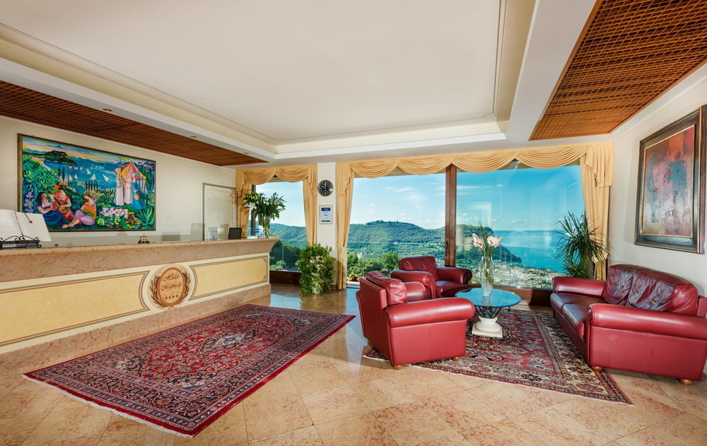 Residence Madrigale Marciaga Extérieur photo